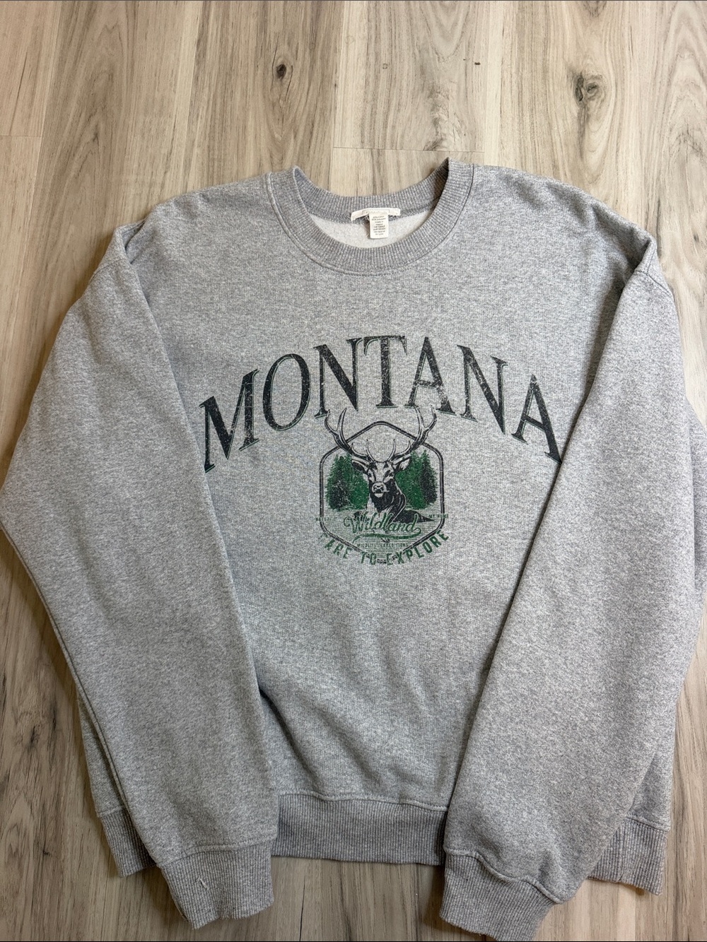 Full Tilt Montana Gray Graphic Crewneck Sweatshirt Sz Small